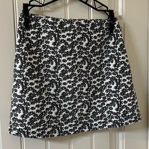 NWT URBAN OUTFITTERS SKIRT SIZE SMALL